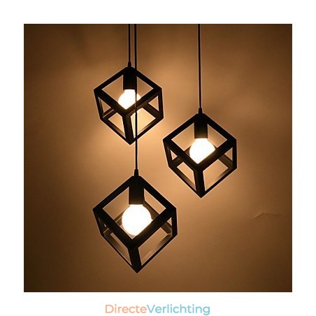 Creatieve eigentijdse en gecontracteerde smeedijzeren kroonluchter met enkele koplampen