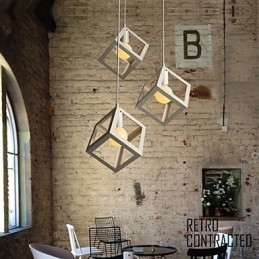 Creatieve eigentijdse en gecontracteerde smeedijzeren kroonluchter met enkele koplampen