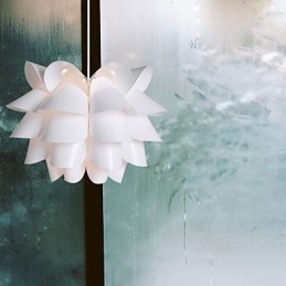 Hedendaags en gecontracteerd Het Noordse idee Witte Lotus Droplight Lamp