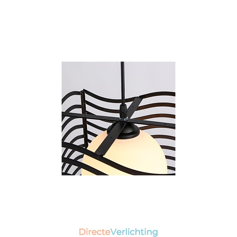 Moderne, eigentijdse metalen hanglamp