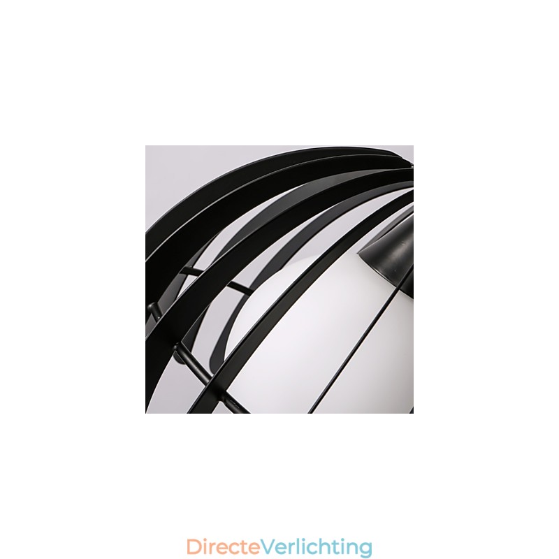 Moderne, eigentijdse metalen hanglamp