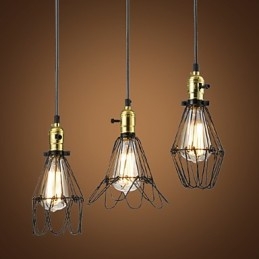 Traditionele klassieke vintage retro landelijke hanglamp