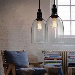 Traditionele klassieke vintage retro landelijke hanglamp