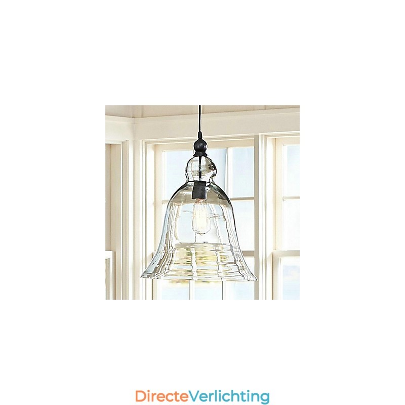 Hanglamp van glas in landelijke ministijl