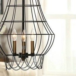 Hanglamp van metaal in landelijke mini-stijl