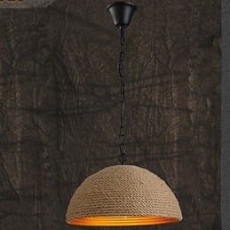 Vintage smeedijzeren kroonluchter Een creatieve industriële hennep