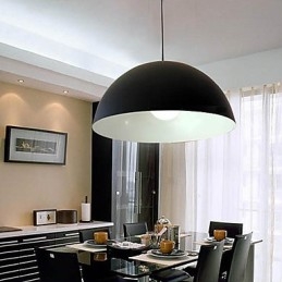 Moderne, eigentijdse metalen hanglamp