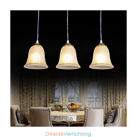 Bronzen hanglamp met drie lampen, patroon, glazen kap, Europees, retro, klassiek Bronzen hanglamp met drie lampen, patroon, glazen kap, Europees, retro, klassiek