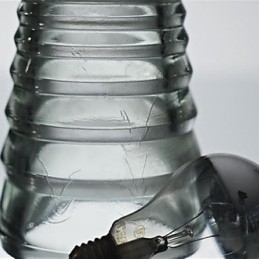 Moderne, eigentijdse glazen hanglamp