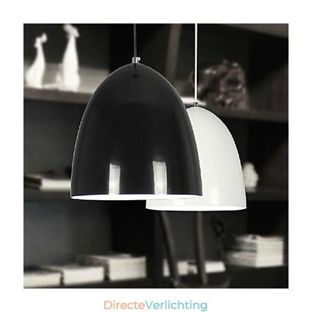 Moderne, eigentijdse metalen hanglamp met schilderij Moderne, eigentijdse metalen hanglamp met schilderij