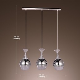 Moderne creatieve hanglamp met 3 lampen in de vorm van een kelk