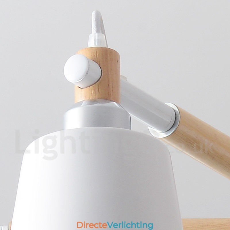 Moderne eigentijdse houten kroonluchter met 6 lampen