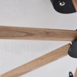 Moderne eigentijdse 3-lichts kroonluchter van hout met een trommelvormige stoffen kap en