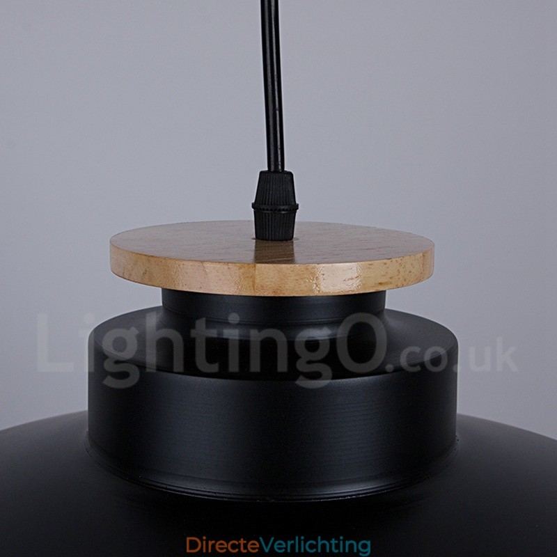 Moderne, eigentijdse metalen hanglamp
