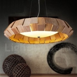 Moderne, eigentijdse houten hanglamp