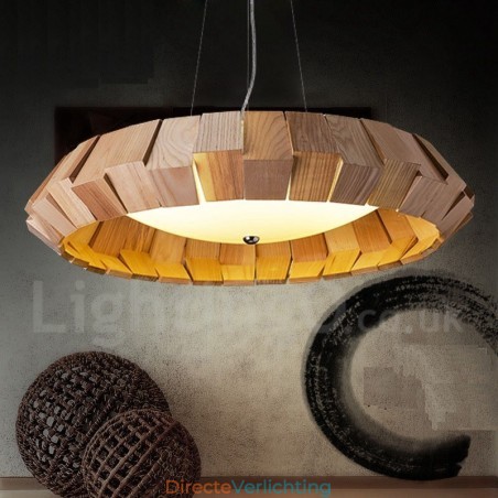 Moderne, eigentijdse houten hanglamp Moderne, eigentijdse houten hanglamp