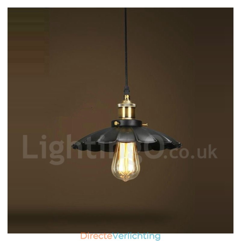 Zwarte metalen vintage hanglamp
