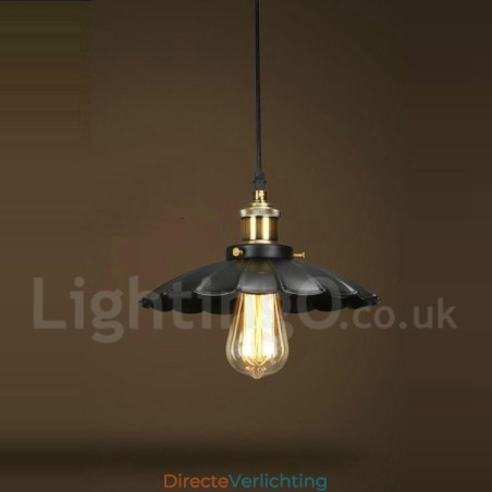 Zwarte metalen vintage hanglamp Zwarte metalen vintage hanglamp