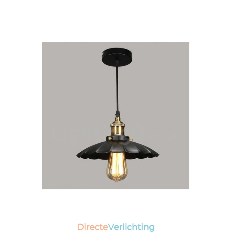 Zwarte metalen vintage hanglamp