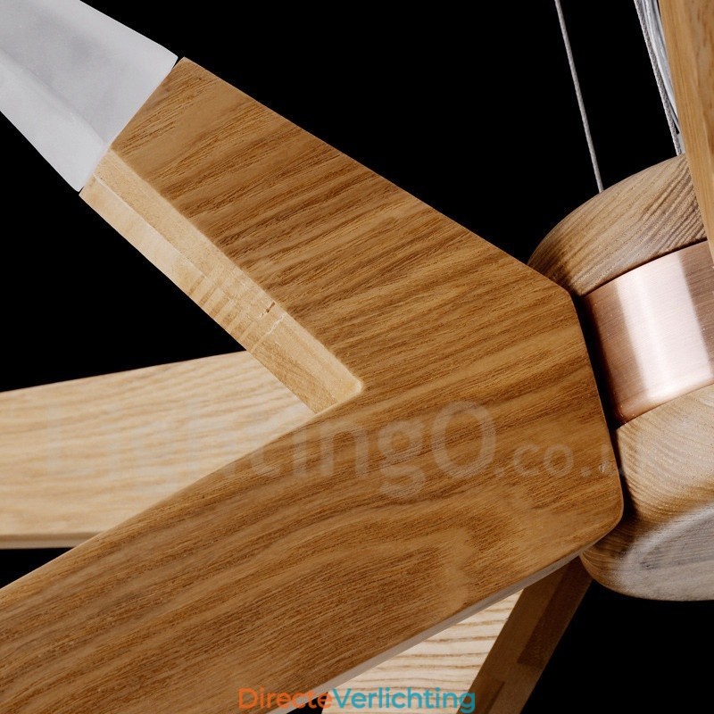 Moderne, eigentijdse houten hanglamp met 12 lampen