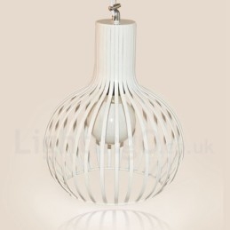 Moderne, eigentijdse metalen hanglamp met 1 lichtbol