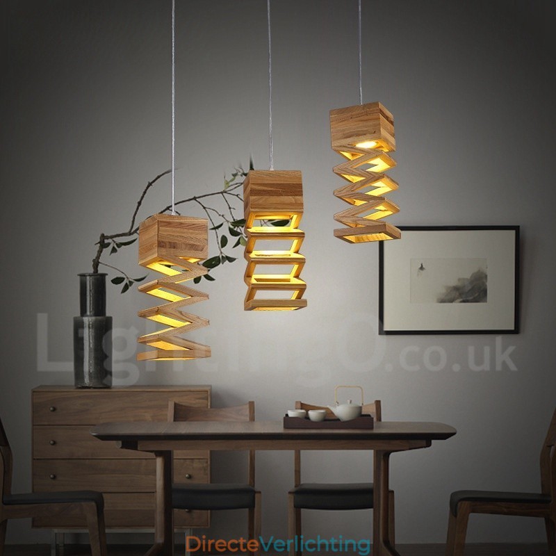 Moderne, eigentijdse houten hanglamp