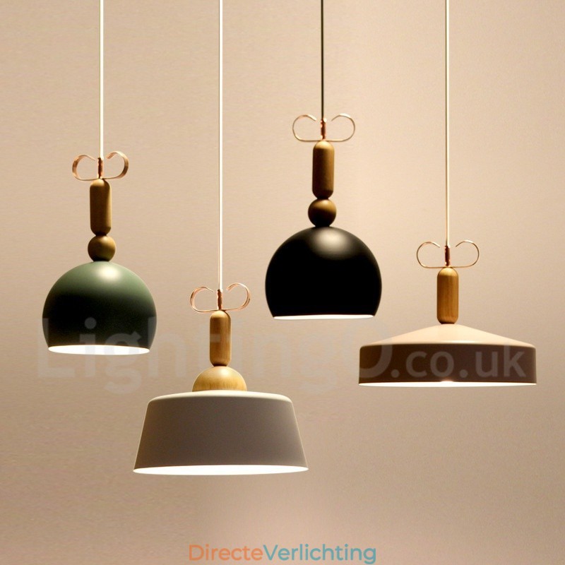 Moderne, eigentijdse, veelkleurige hanglamp
