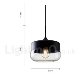 Moderne, eigentijdse hanglamp met glazen kap