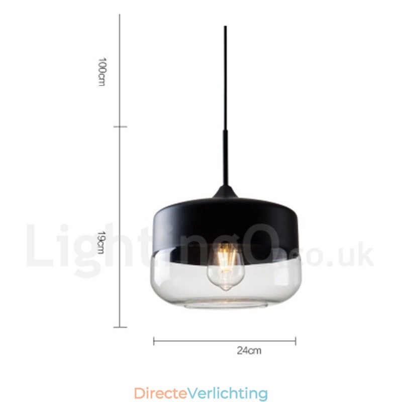 Moderne, eigentijdse hanglamp met glazen kap