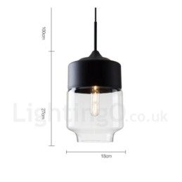 Moderne, eigentijdse hanglamp met glazen kap