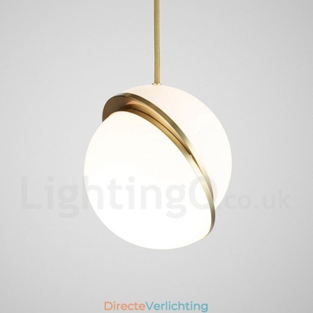 Moderne eigentijdse koperen hanglamp met glazen kaplamp Moderne eigentijdse koperen hanglamp met glazen kaplamp
