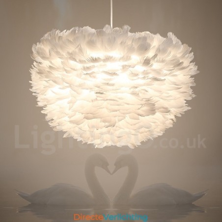 Hanglamp met witte veren Hanglamp met witte veren
