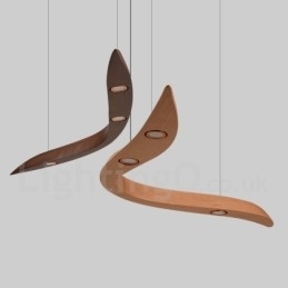 Moderne, eigentijdse houten hanglamp met 3 lampen