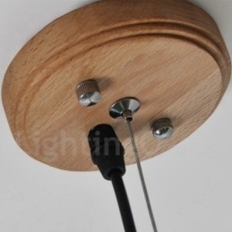 Moderne, eigentijdse houten hanglamp met 3 lampen