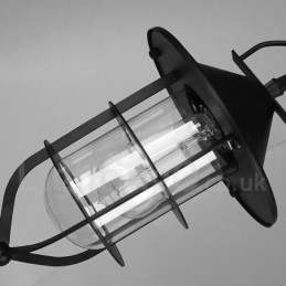 Vintage metalen hanglamp met glazen kap