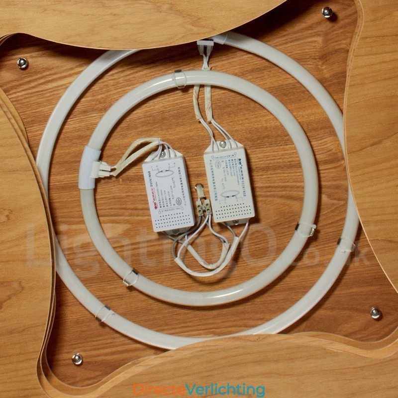Houten plafondlamp