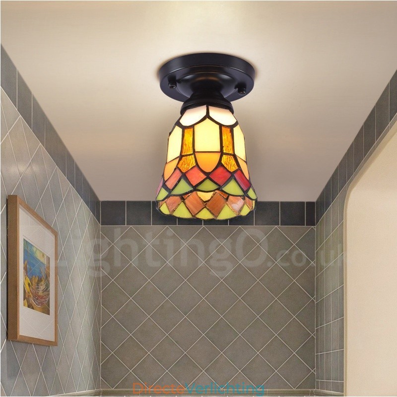 Geïntegreerde plafondlamp in mediterrane stijl