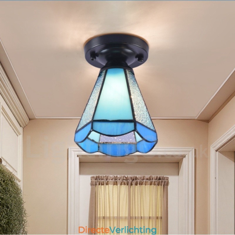 Geïntegreerde plafondlamp in mediterrane stijl