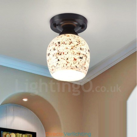 Geïntegreerde plafondlamp in mediterrane stijl Geïntegreerde plafondlamp in mediterrane stijl