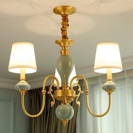 Traditionele klassieke landelijke messing-functie voor mini-stijl metalen kroonluchter met 3 lampen