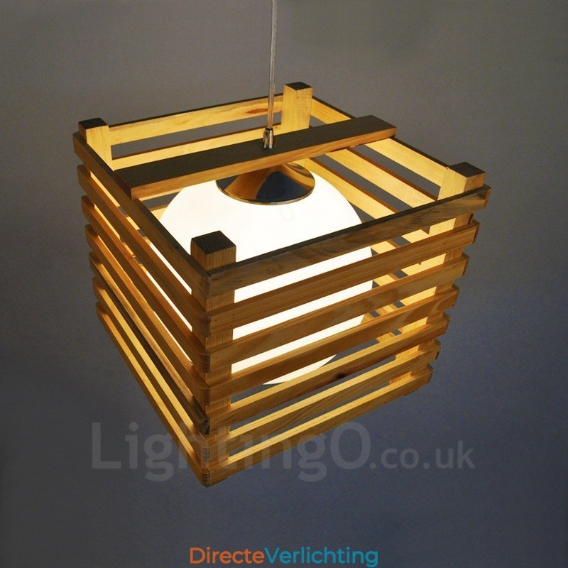 1 Lichte houten moderne eigentijdse hanglamp in Scandinavische stijl met glazen kap