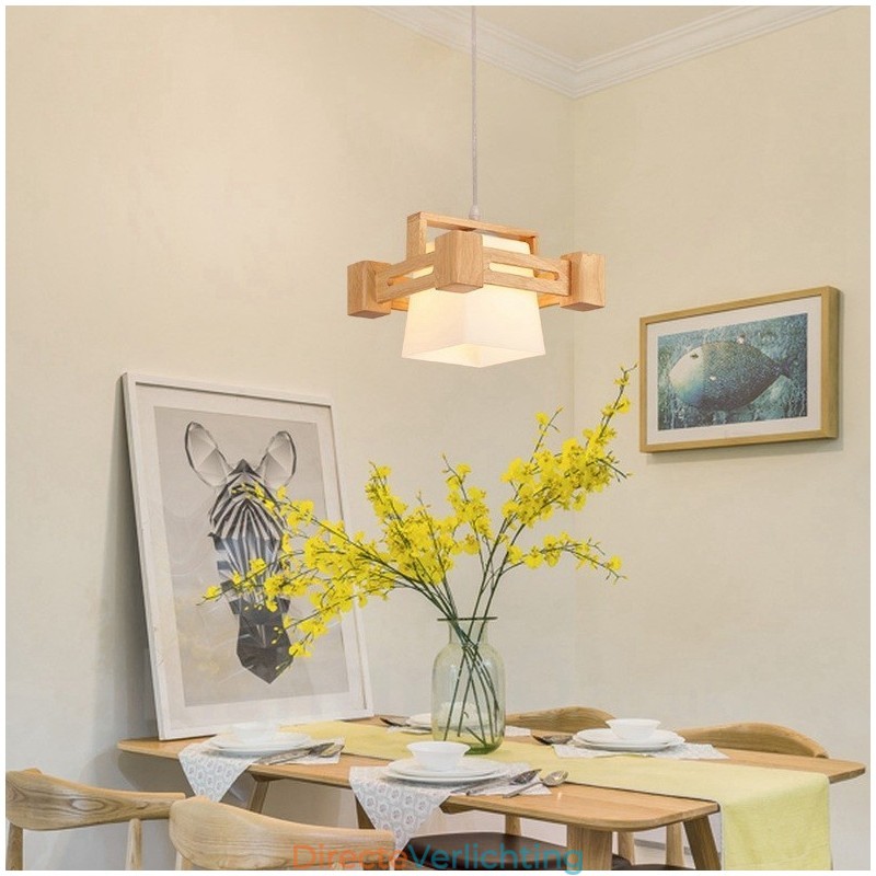 1 Lichte houten moderne eigentijdse hanglamp in Scandinavische stijl met stoffen kap