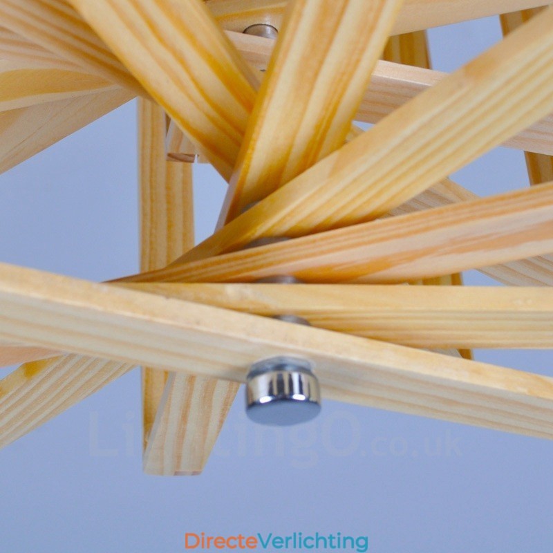 1 Lichte houten moderne eigentijdse hanglamp in Scandinavische stijl met houten kap