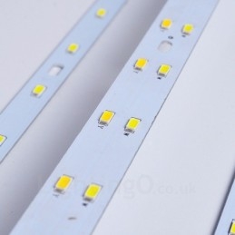Moderne, eigentijdse plafondlampen met acryl kap