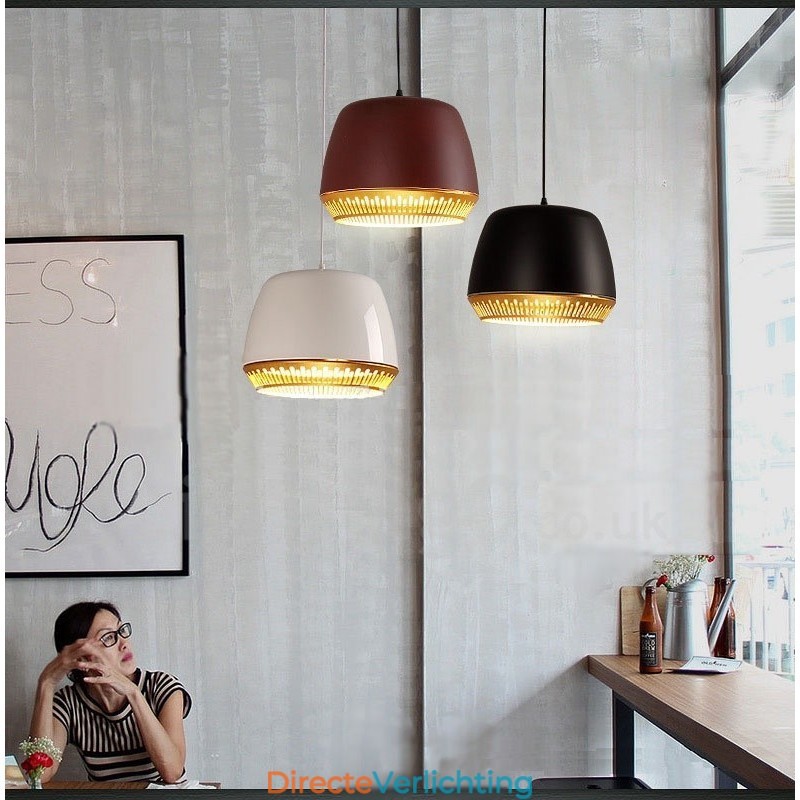 1-lichts moderne, eigentijdse hanglamp met zwart-wit-rood-blauwe kap