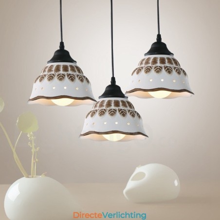 1-lichts moderne, eigentijdse hanglamp met keramische kap 1-lichts moderne, eigentijdse hanglamp met keramische kap