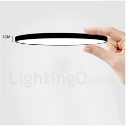 Ultradunne dimbare moderne eigentijdse Scandinavische stijl plafondlampen met acryl kap met afstandsbediening. Kan ook als wandlamp worden gebruikt.