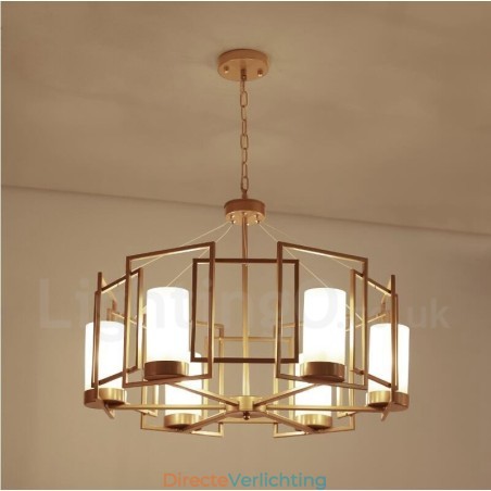 Moderne, eigentijdse hanglamp van messing met 6 lampen en glazen kap Moderne, eigentijdse hanglamp van messing met 6 lampen en glazen kap