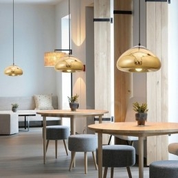 Moderne, eigentijdse hanglamp van glas met 1 lichtbron en glazen kap