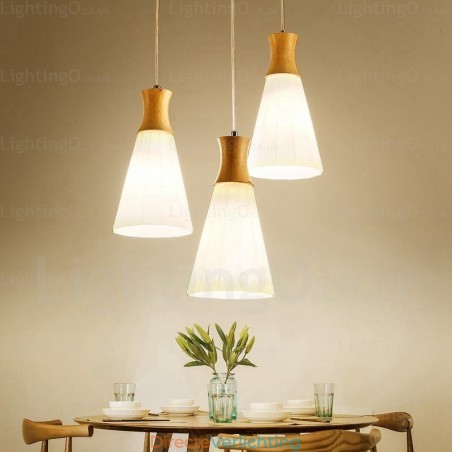 1-lichts moderne, eigentijdse Scandinavische hanglamp met glazen kap 1-lichts moderne, eigentijdse Scandinavische hanglamp met glazen kap